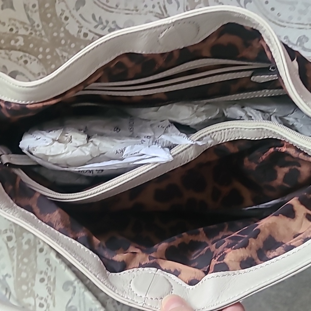 Brand new B Makowsky handbag - Picture 5 of 5